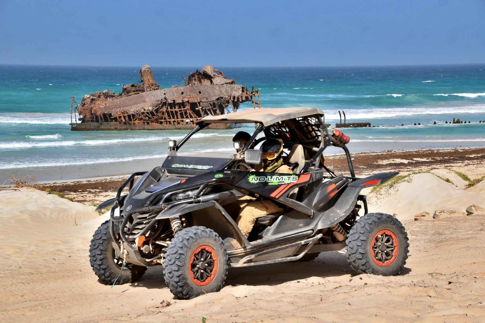 Boa Vista en buggy : épave et désert de Viana (2 heures)